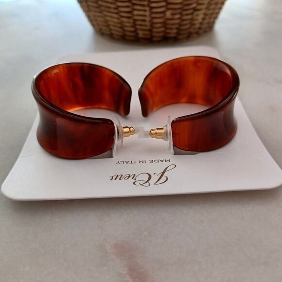 J. Crew Chunky Concave Hoop Earrings Warm Sepia Tortoise NWT Italian - Picture 7 of 9